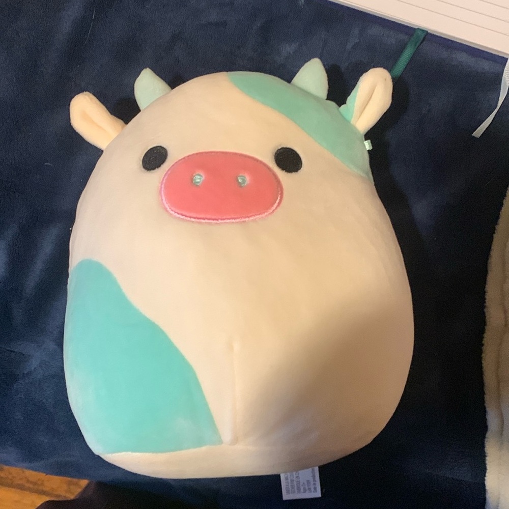 OG belana the cow squishmallow 8 inch NWT